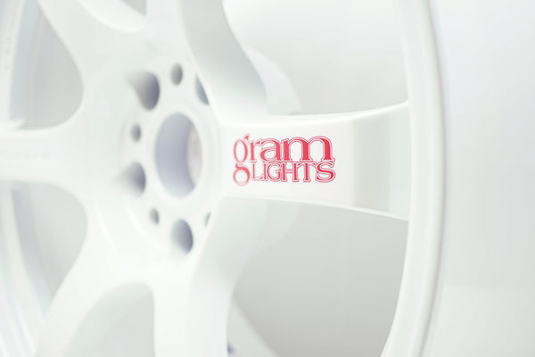 RAYS GRAMLIGHTS 57DR 17x9.0 +38 5x100