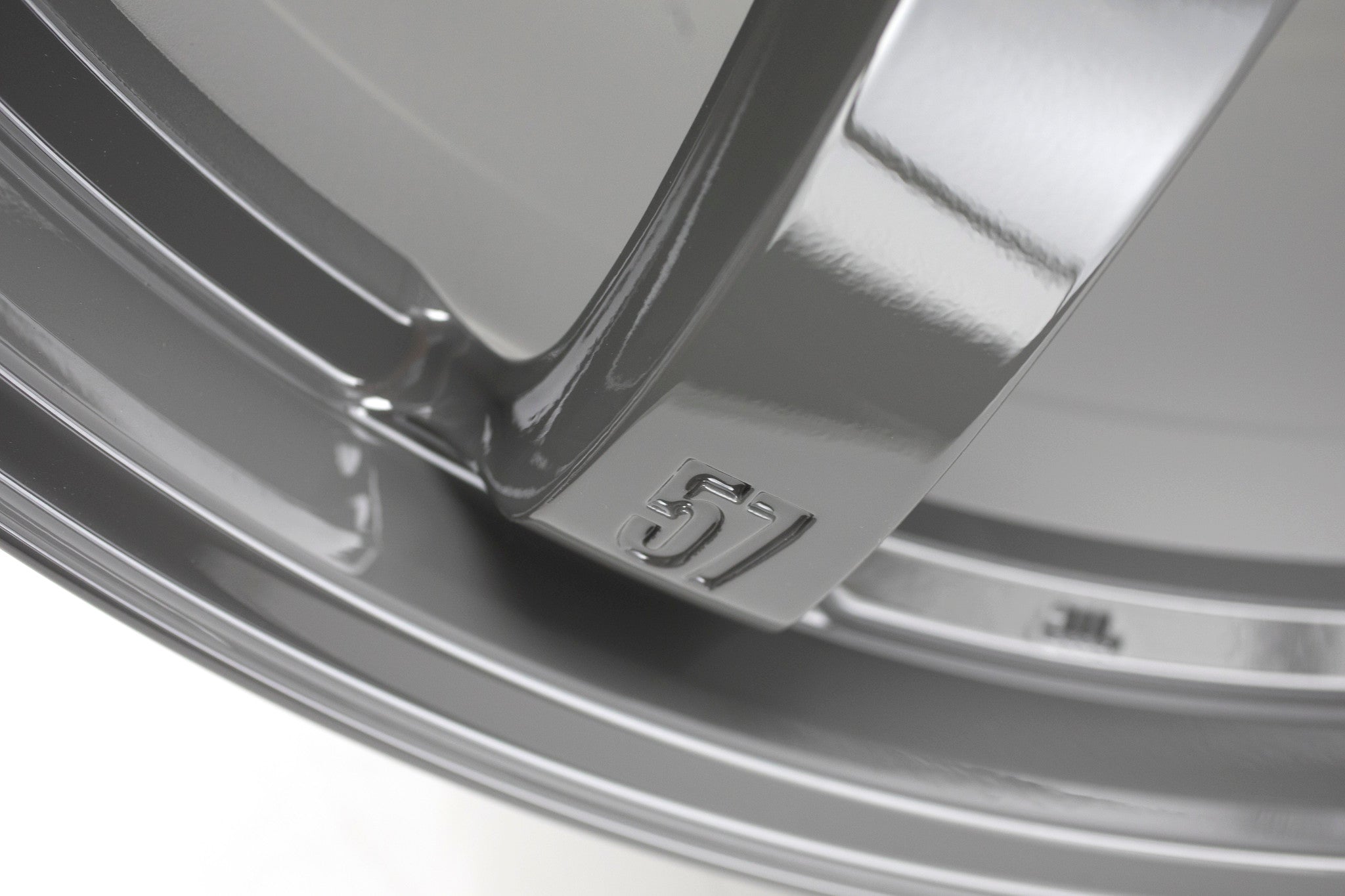 RAYS GRAMLIGHTS 57CR 17x9.0 +38 5x100