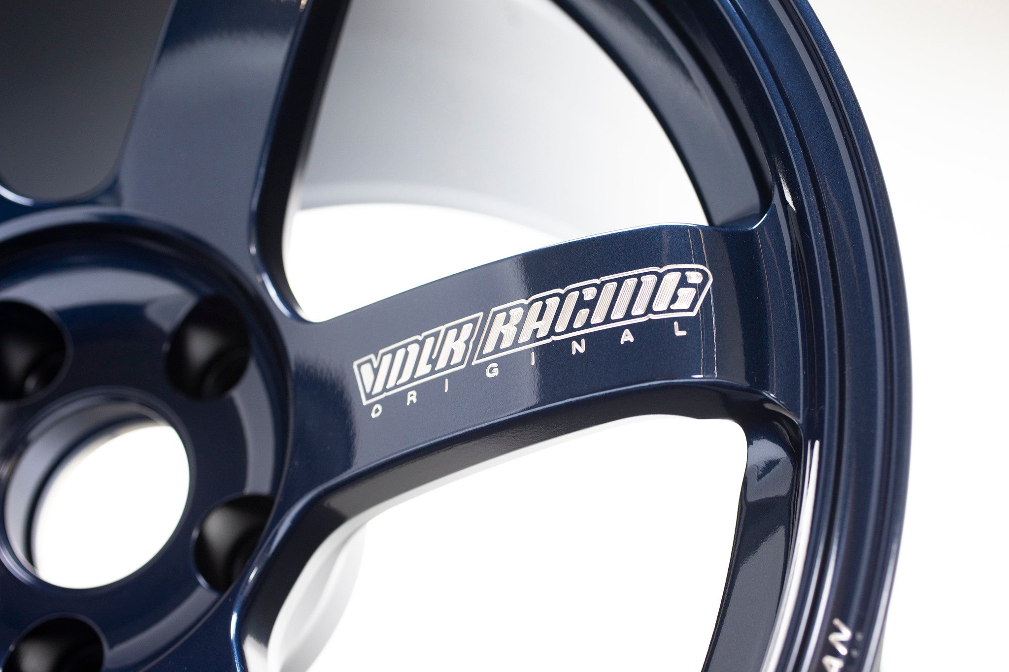 RAYS VOLK RACING TE37 SAGA S-PLUS 18x9.5 +45 5x120
