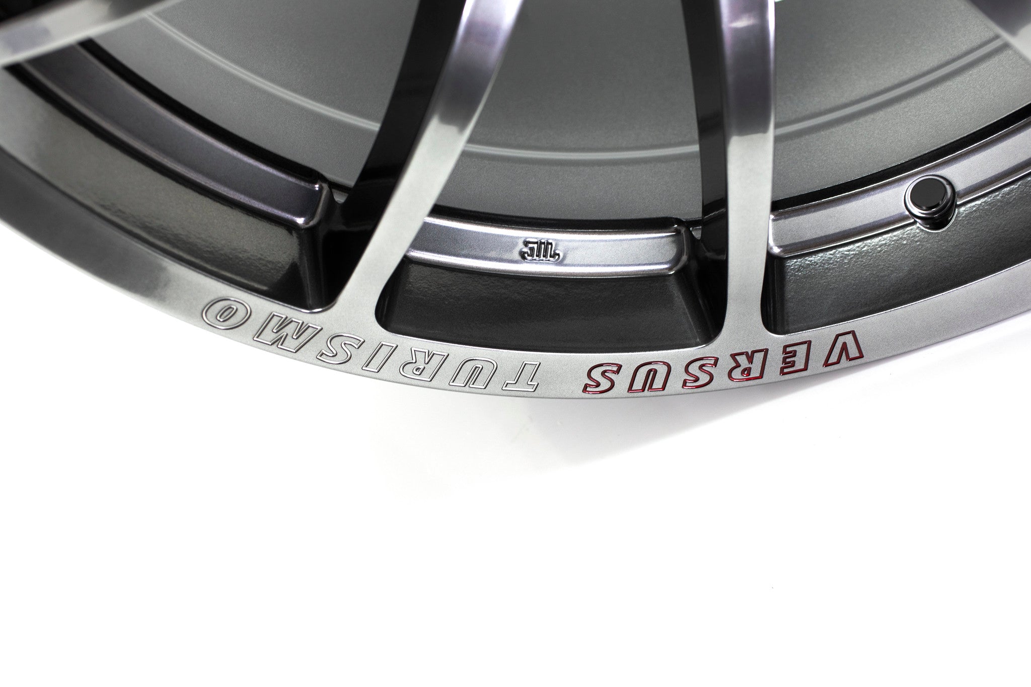RAYS VERSUS VT125S 18x9.5 +38 or +45 5x120