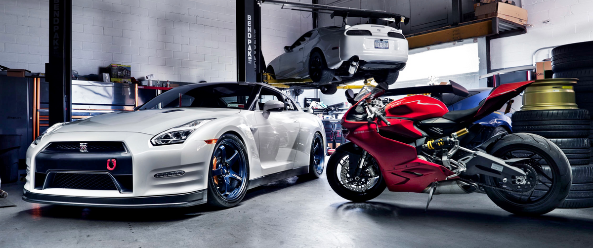 Inside the CrownSpeedLab workshop