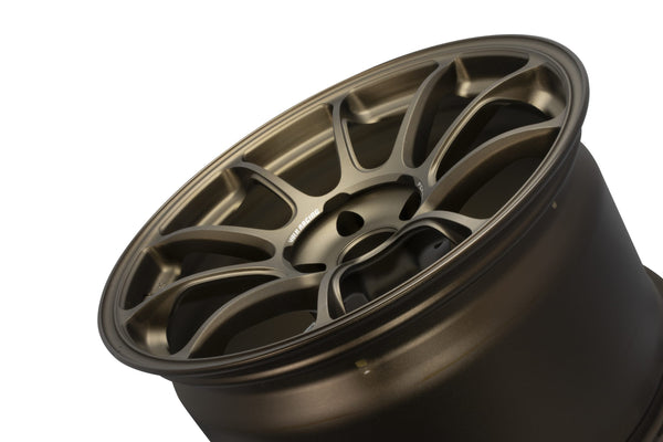 RAYS VOLK RACING ZE40 M-SPEC 18x9.5 +43 5x100