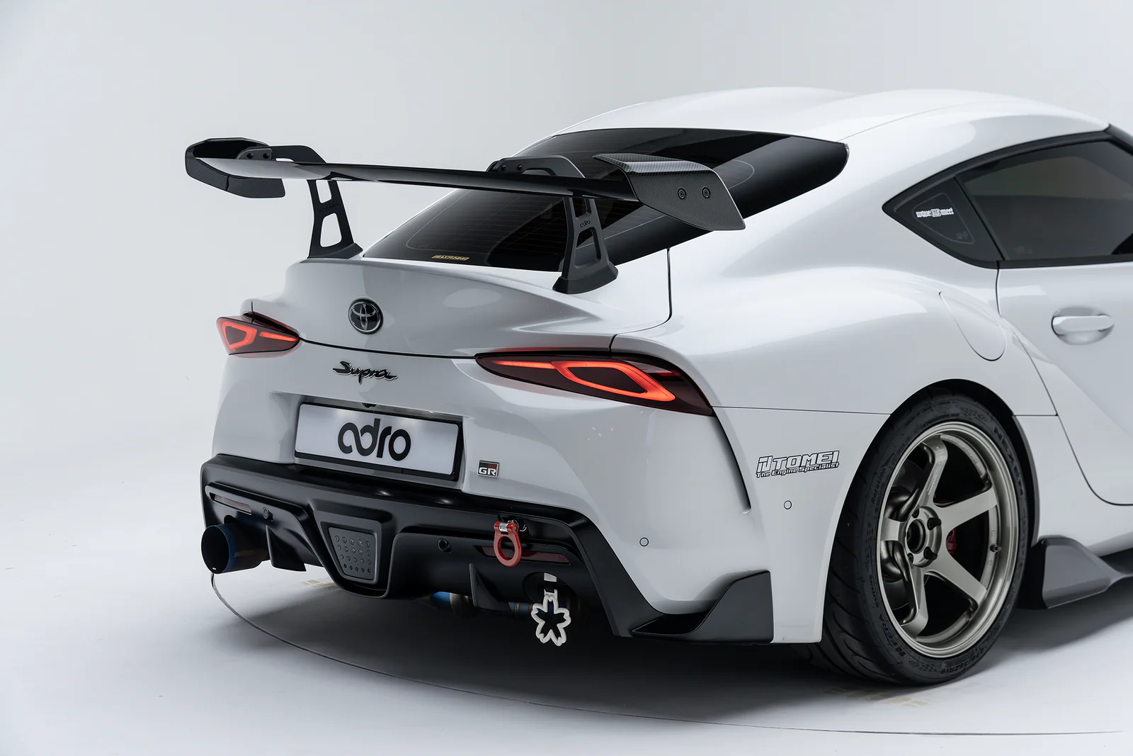 ADRO- TOYOTA SUPRA AT-R2 V2 UPRIGHT